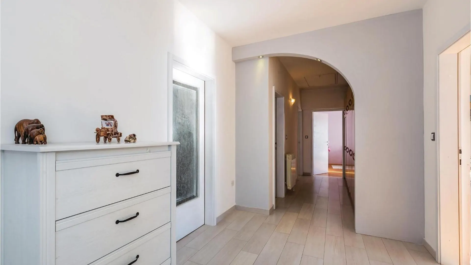 Gorgeous Apartment In Matulji With Kitchen