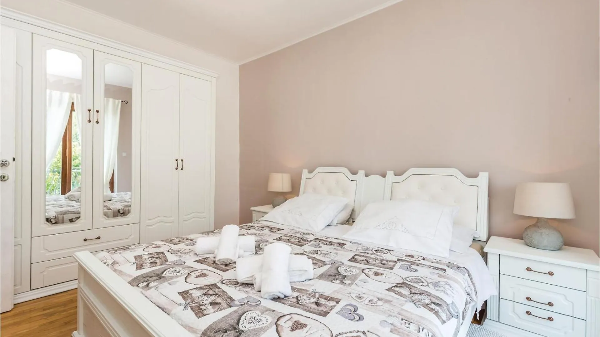 Gorgeous Apartment In Matulji With Kitchen