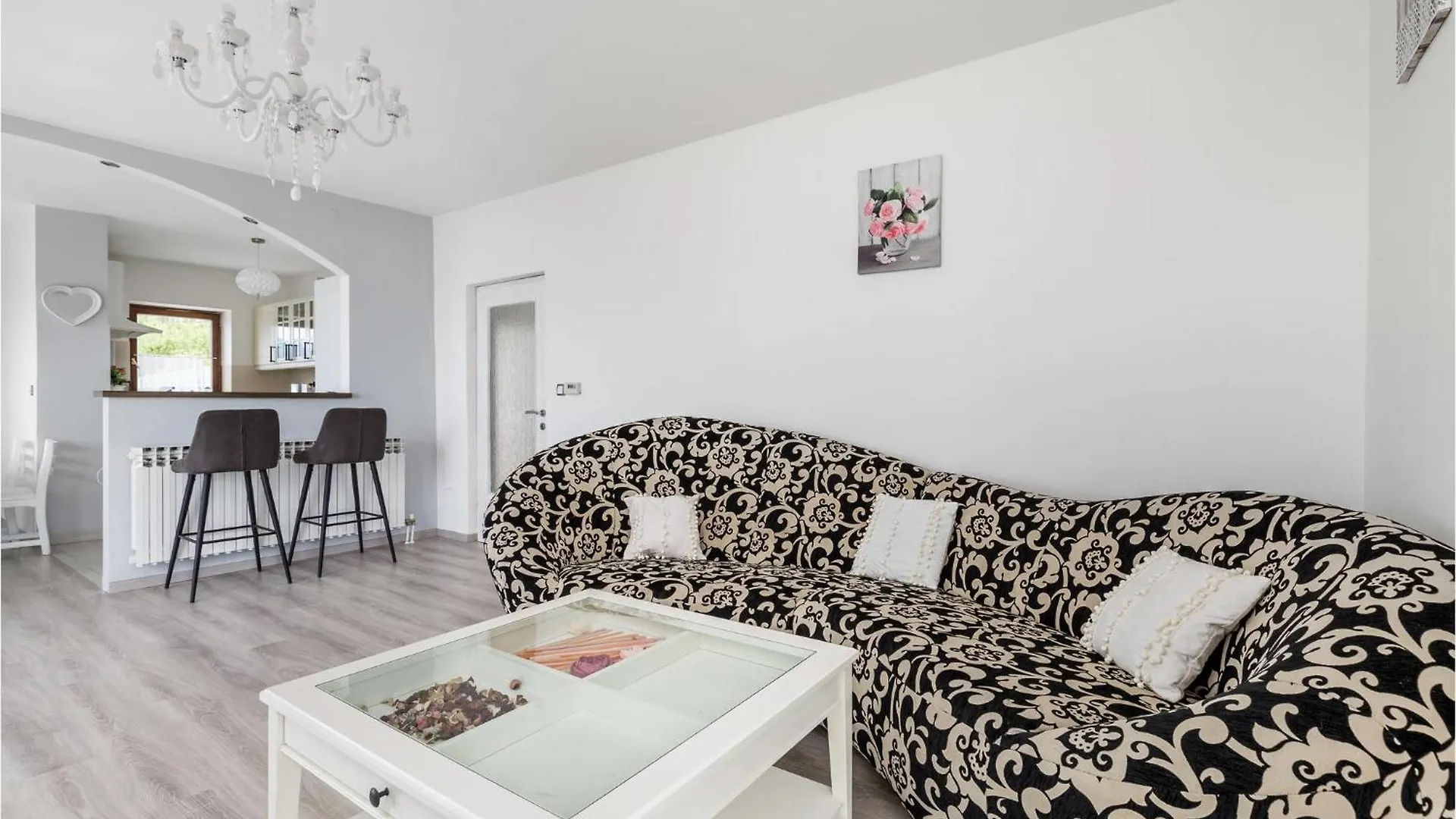 Gorgeous Apartment In Matulji With Kitchen